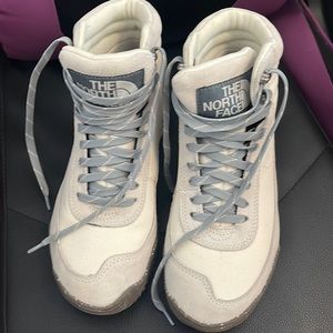 Northface dry vent boots